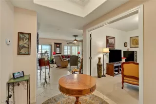 Photo #5: 2053069 Listing