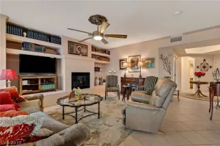 Photo #6: 2053069 Listing