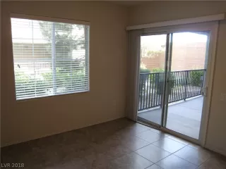 Photo #6: 2053243 Listing