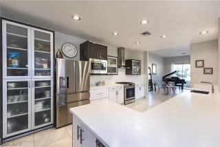 Photo #2: 2053346 Listing 