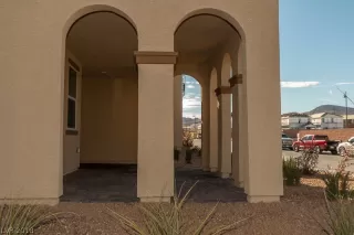 Photo #6: 2053378 Listing
