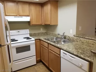 Photo #4: 2053397 Listing 