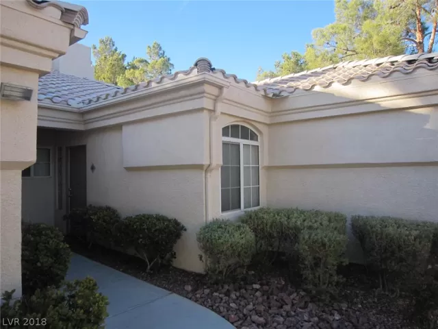 MLS: 2053517 Condo For Sale