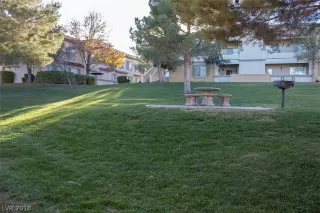 Photo #1: 2053561 Listing