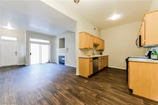 Photo #3: 2053643 Listing 