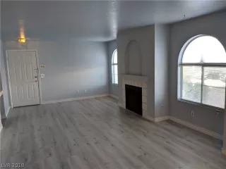 Photo #2: 2053660 Listing 