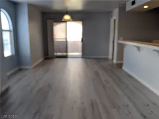 Photo #4: 2053660 Listing 