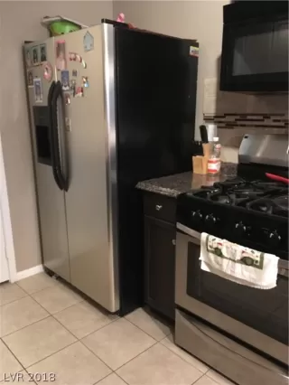 Photo #6: 2053703 Listing