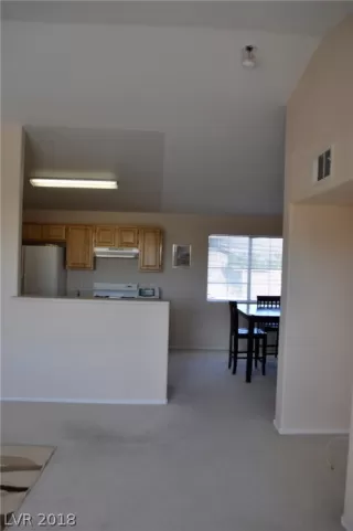 Photo #2: 2053704 Listing