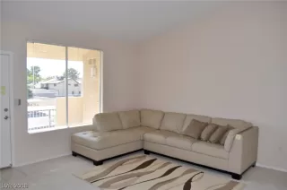 Photo #3: 2053704 Listing