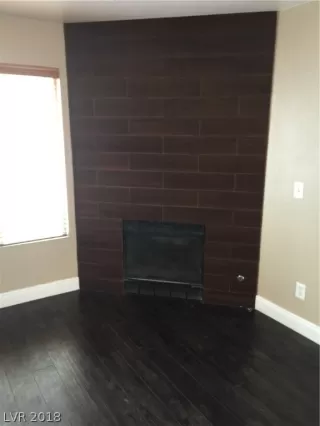 Photo #2: 2053742 Listing 