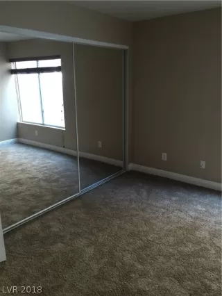 Photo #5: 2053742 Listing 