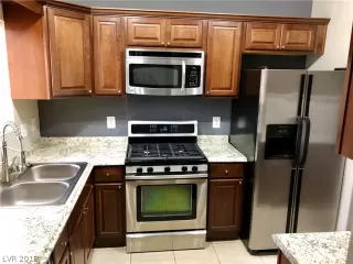 Photo #1: 2053803 Listing