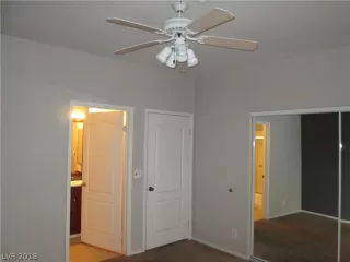 Photo #4: 2053803 Listing