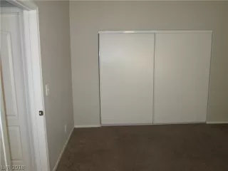 Photo #5: 2053803 Listing