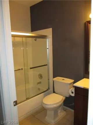 Photo #6: 2053803 Listing