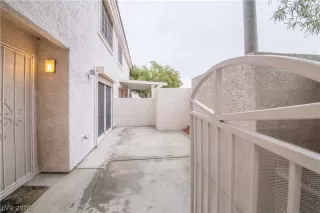 Photo #4: 2053829 Listing