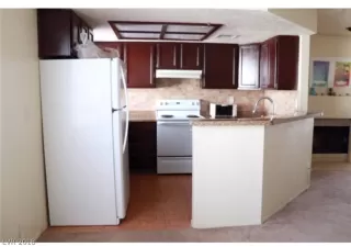 Photo #1: 2053949 Listing