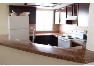 Photo #2: 2053949 Listing