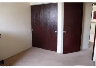 Photo #6: 2053949 Listing