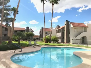 Photo #2: 2053971 Listing