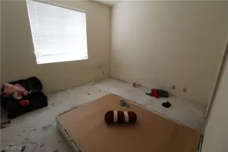 Photo #2: 2053995 Listing 