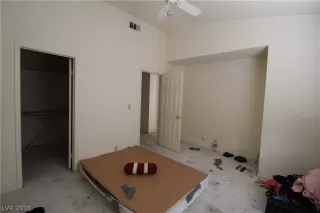 Photo #3: 2053995 Listing 