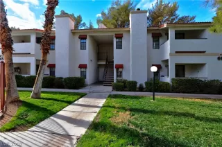 Photo #1: 2054018 Listing