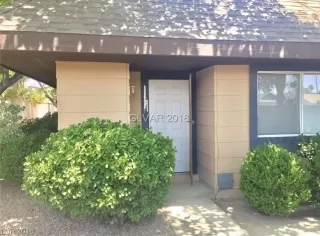 Photo #5: 2054096 Listing