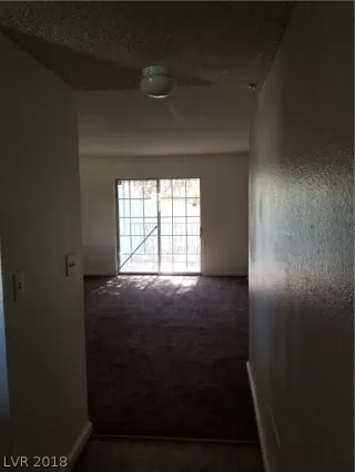 Photo #5: 2054228 Listing 