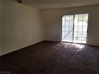 Photo #6: 2054228 Listing 