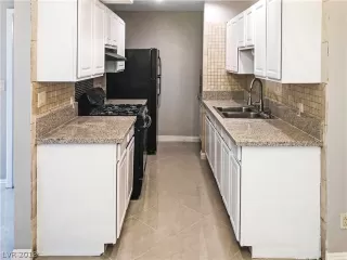 Photo #2: 2054239 Listing