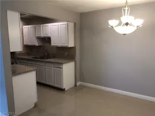 Photo #3: 2054239 Listing