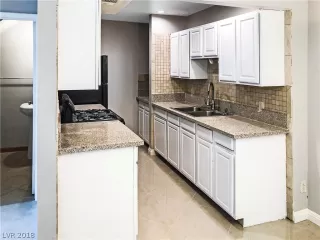 Photo #4: 2054239 Listing