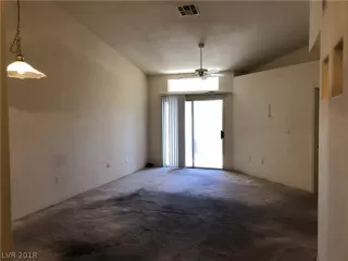 Photo #2: 2054265 Listing