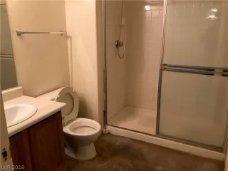 Photo #6: 2054265 Listing