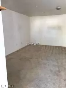 Photo #2: 2054276 Listing