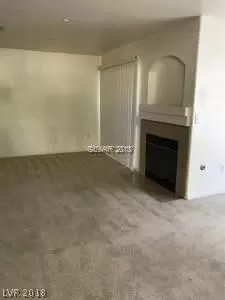 Photo #4: 2054276 Listing