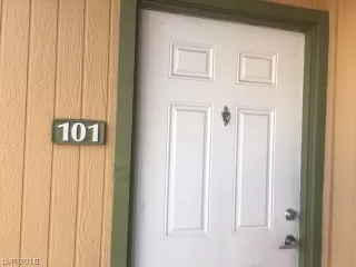 Photo #1: 2054295 Listing