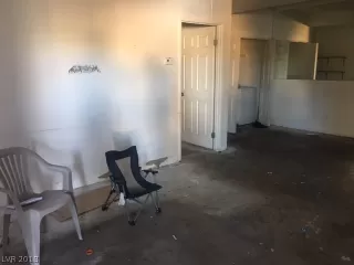 Photo #2: 2054295 Listing