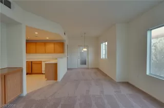 Photo #2: 2054318 Listing