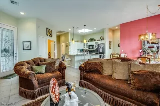 Photo #3: 2054425 Listing 