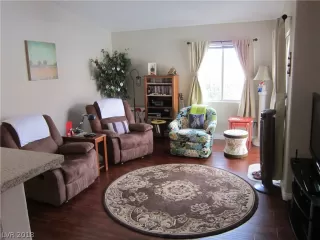 Photo #4: 2054458 Listing 
