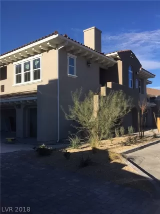 Photo #1: 2054590 Listing