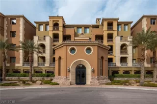 Photo #1: 2054614 Listing