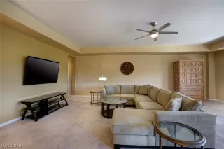 Photo #3: 2054617 Listing