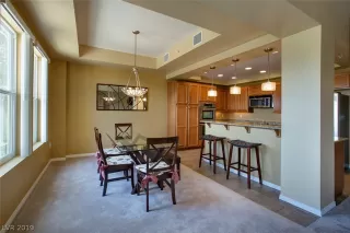 Photo #6: 2054617 Listing