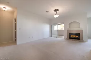 Photo #4: 2054625 Listing 