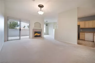 Photo #5: 2054625 Listing 