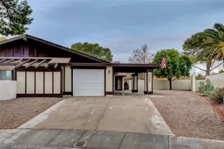 Photo #1: 2054664 Listing